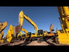 une excavatrice utilisée Komatsu PC450-8